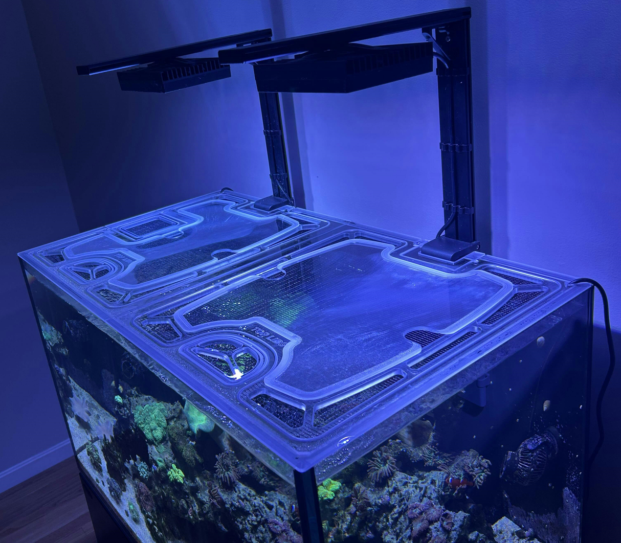 Neptunian Cube aquarium top lid product image 3