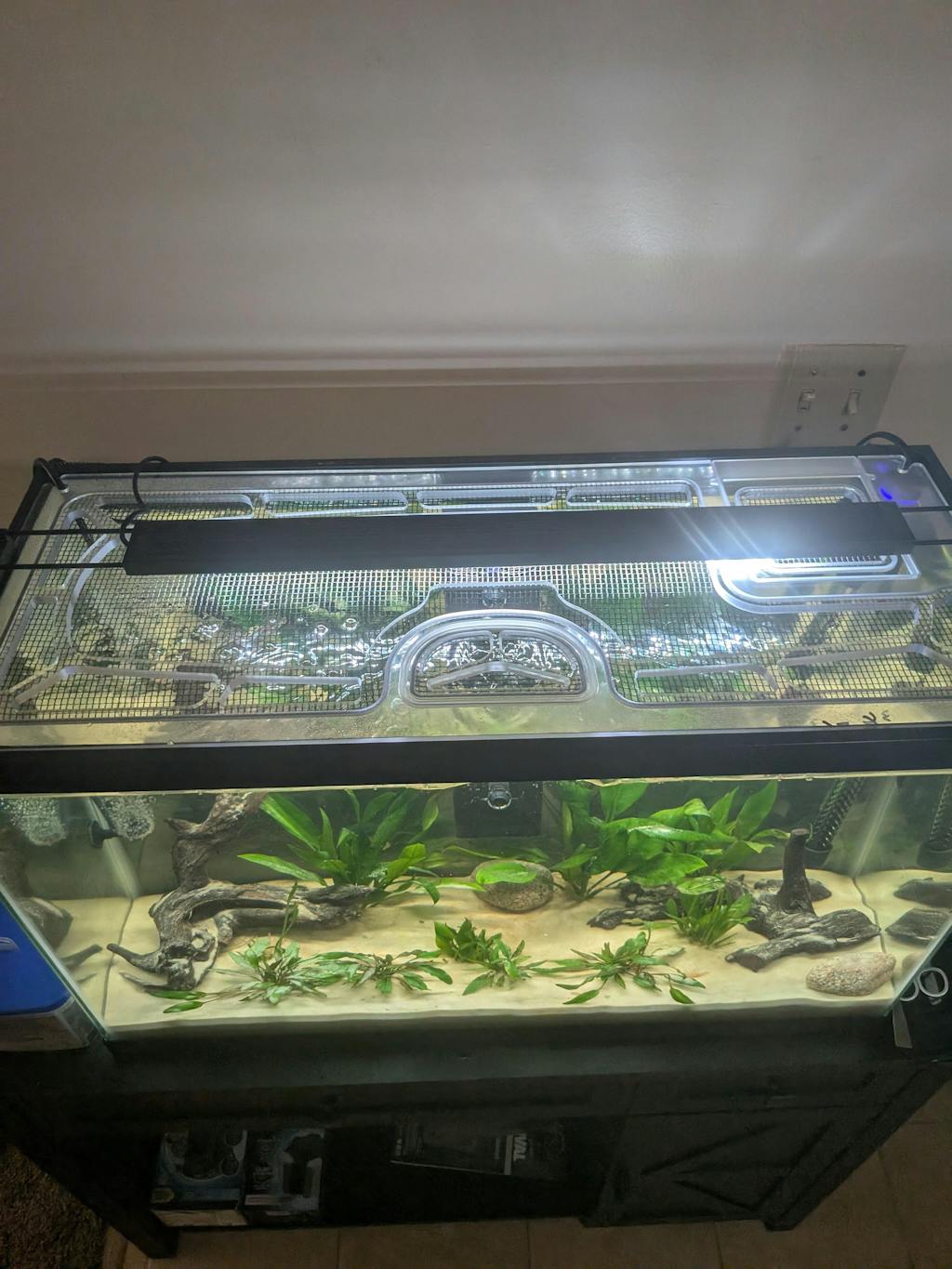 Aqueon 29 Gallon Framed Custom Polycarbonate Aquarium Screen Top Lid