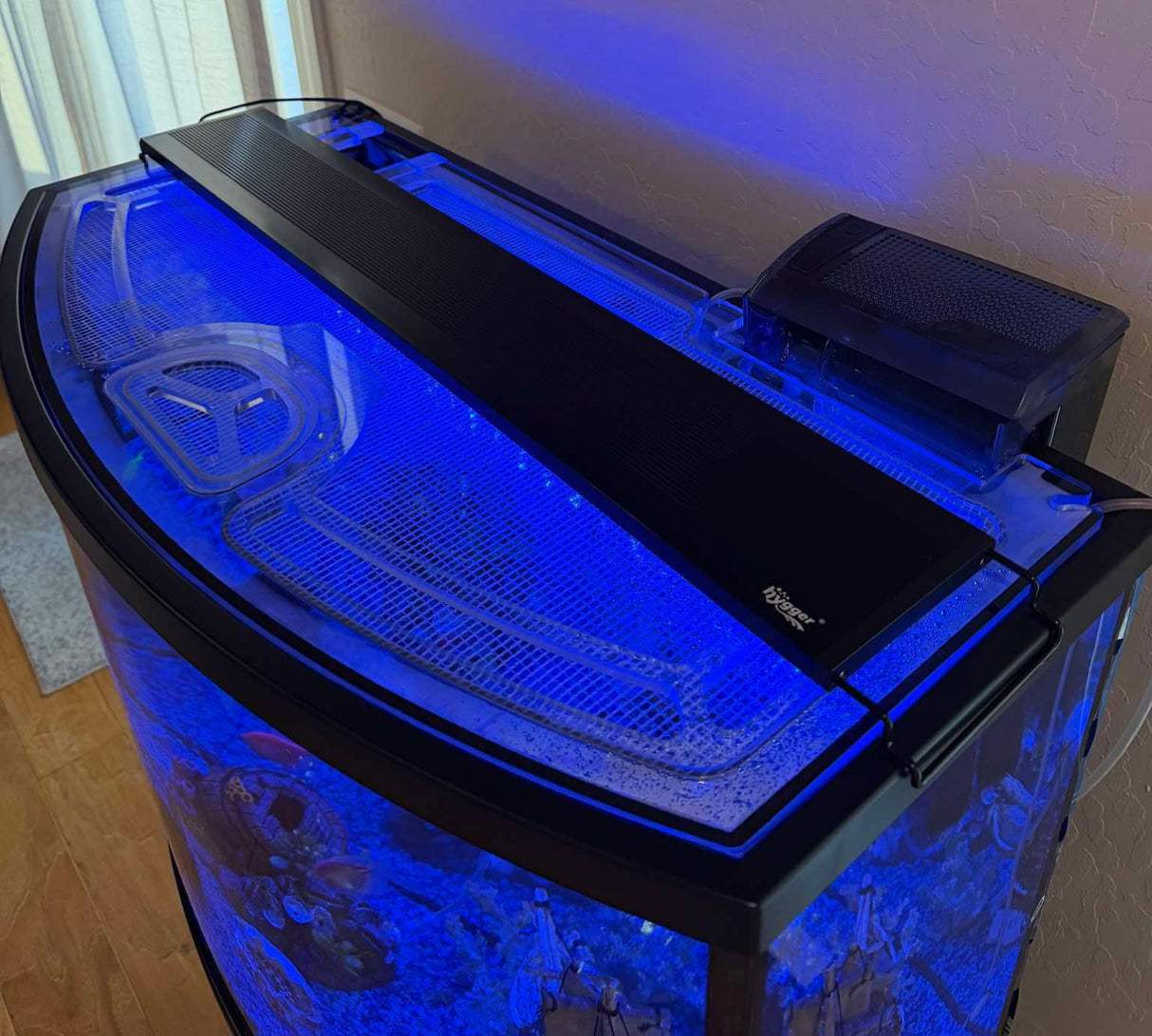 Top Fin 36 Gallon Bowfront Rimmed Version (with Black Frame) Polycarbonate Aquarium Screen Top Lid
