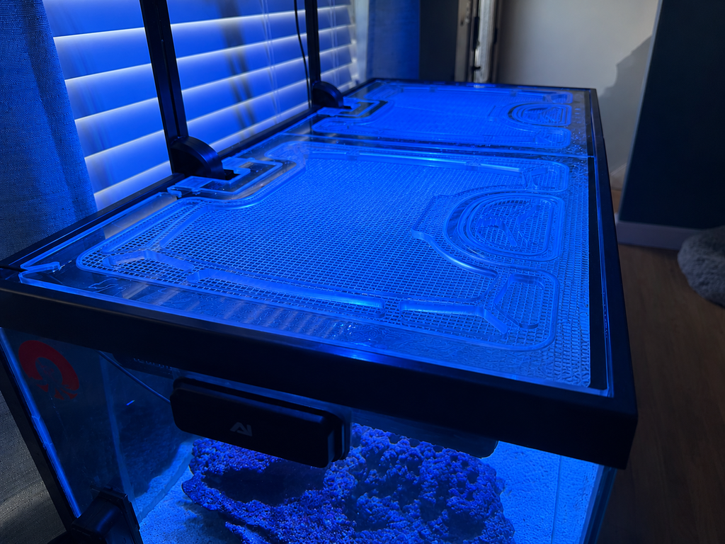 Aqueon 40 Gallon Breeder (36.25"L x 18.25"W x 17"H) Polycarbonate Aquarium Screen Top Lid